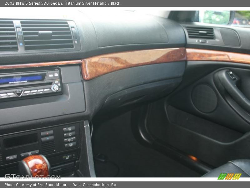 Titanium Silver Metallic / Black 2002 BMW 5 Series 530i Sedan