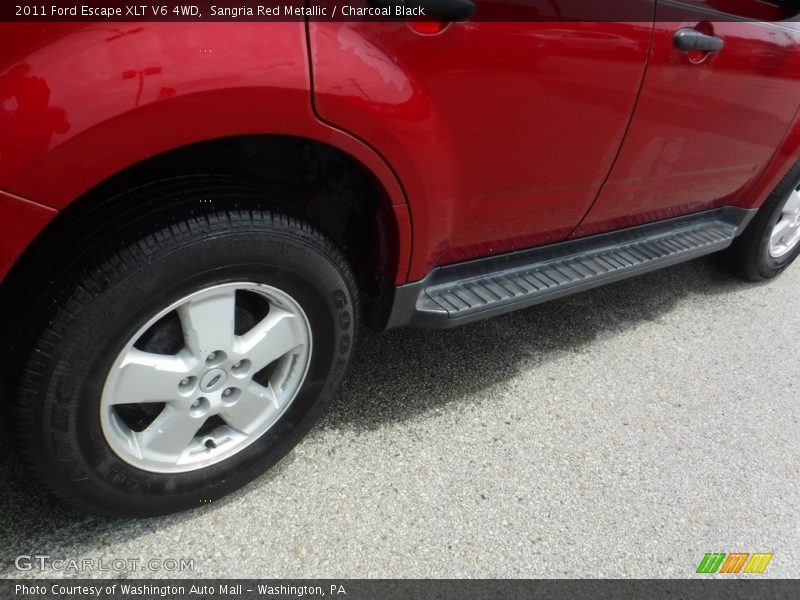 Sangria Red Metallic / Charcoal Black 2011 Ford Escape XLT V6 4WD