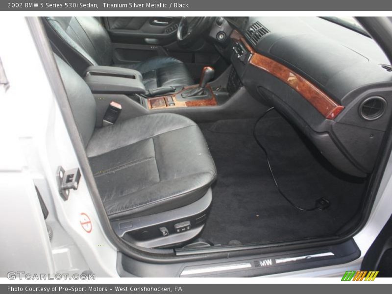 Titanium Silver Metallic / Black 2002 BMW 5 Series 530i Sedan