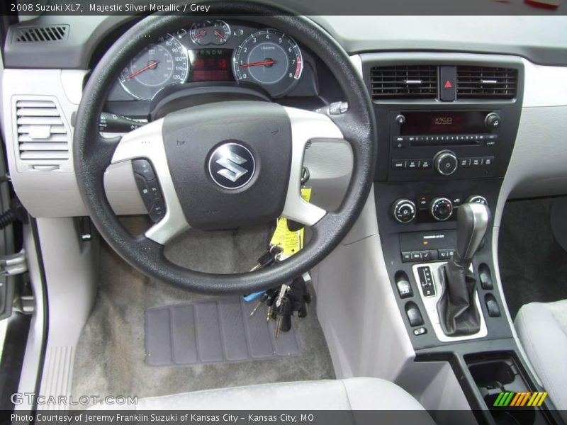 Majestic Silver Metallic / Grey 2008 Suzuki XL7