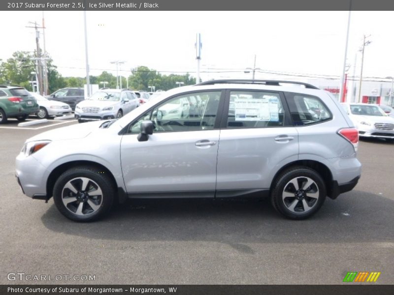 Ice Silver Metallic / Black 2017 Subaru Forester 2.5i