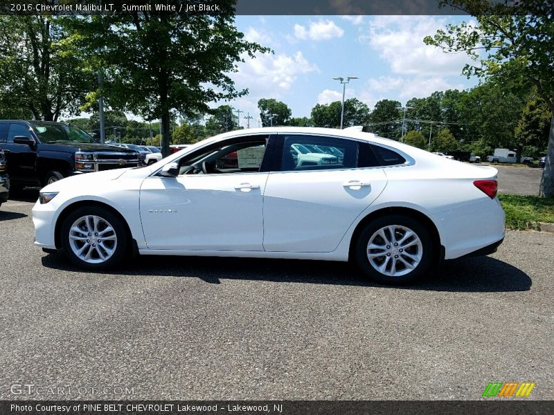 Summit White / Jet Black 2016 Chevrolet Malibu LT