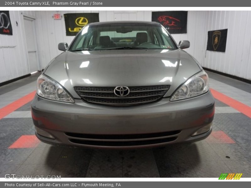 Phantom Gray Pearl / Stone 2004 Toyota Camry XLE