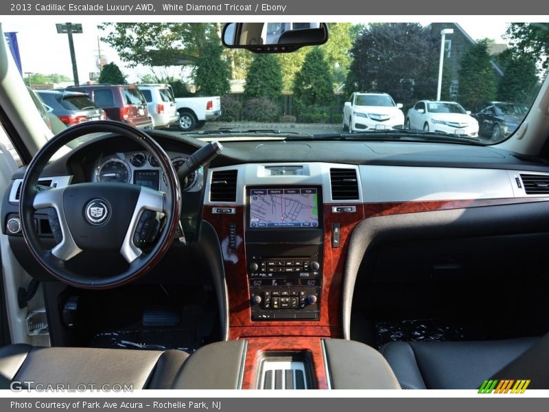 White Diamond Tricoat / Ebony 2013 Cadillac Escalade Luxury AWD