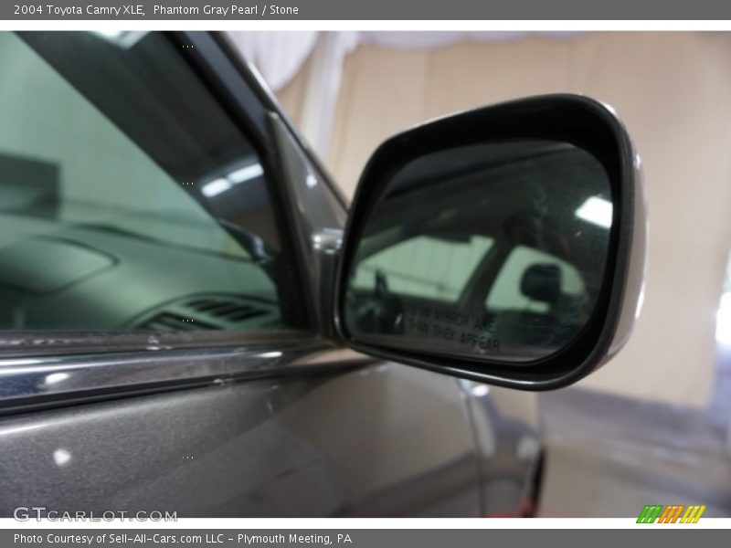 Phantom Gray Pearl / Stone 2004 Toyota Camry XLE