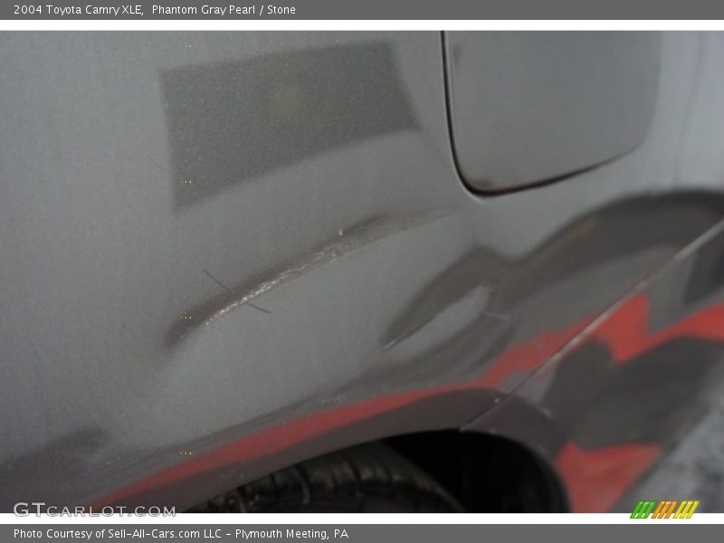 Phantom Gray Pearl / Stone 2004 Toyota Camry XLE