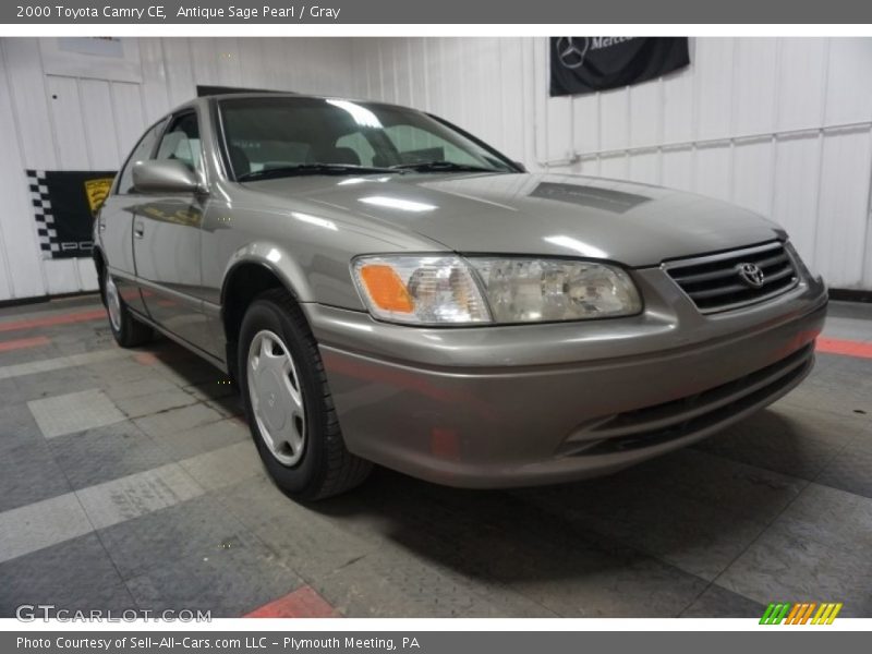 Antique Sage Pearl / Gray 2000 Toyota Camry CE