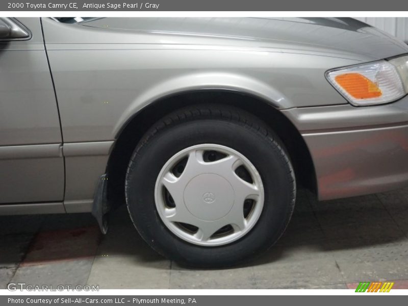 Antique Sage Pearl / Gray 2000 Toyota Camry CE