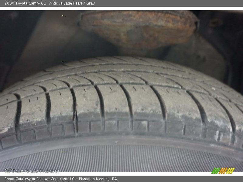 Antique Sage Pearl / Gray 2000 Toyota Camry CE