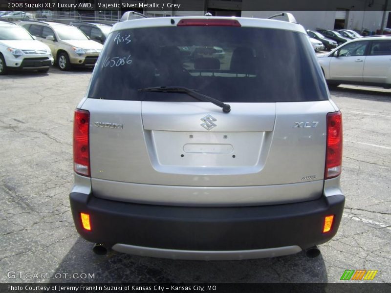 Majestic Silver Metallic / Grey 2008 Suzuki XL7 Luxury AWD