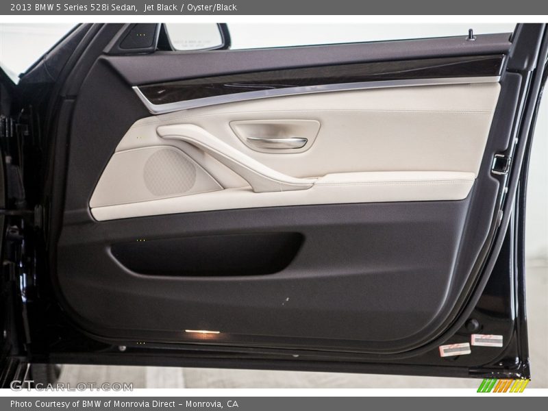Jet Black / Oyster/Black 2013 BMW 5 Series 528i Sedan