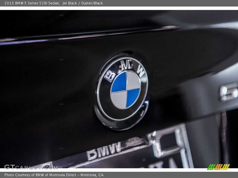 Jet Black / Oyster/Black 2013 BMW 5 Series 528i Sedan