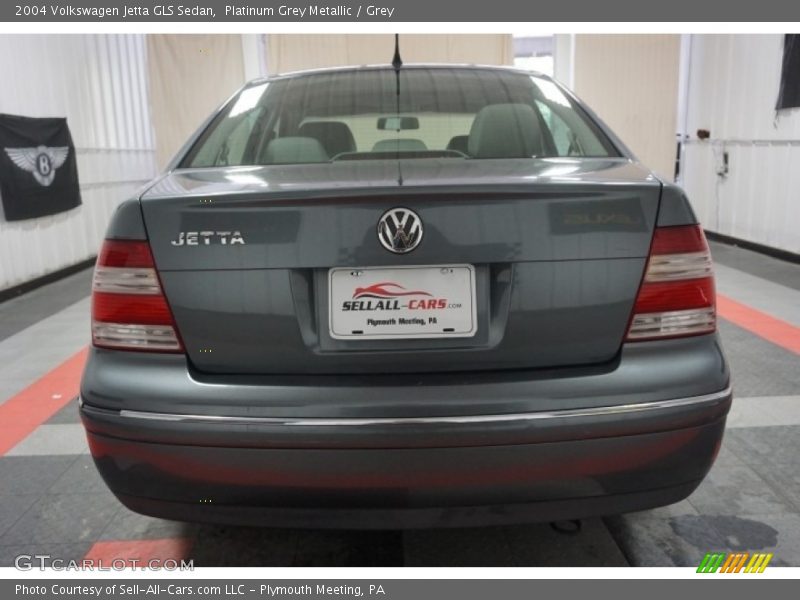 Platinum Grey Metallic / Grey 2004 Volkswagen Jetta GLS Sedan