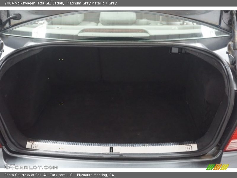 Platinum Grey Metallic / Grey 2004 Volkswagen Jetta GLS Sedan