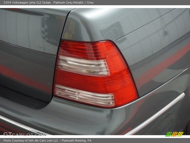 Platinum Grey Metallic / Grey 2004 Volkswagen Jetta GLS Sedan