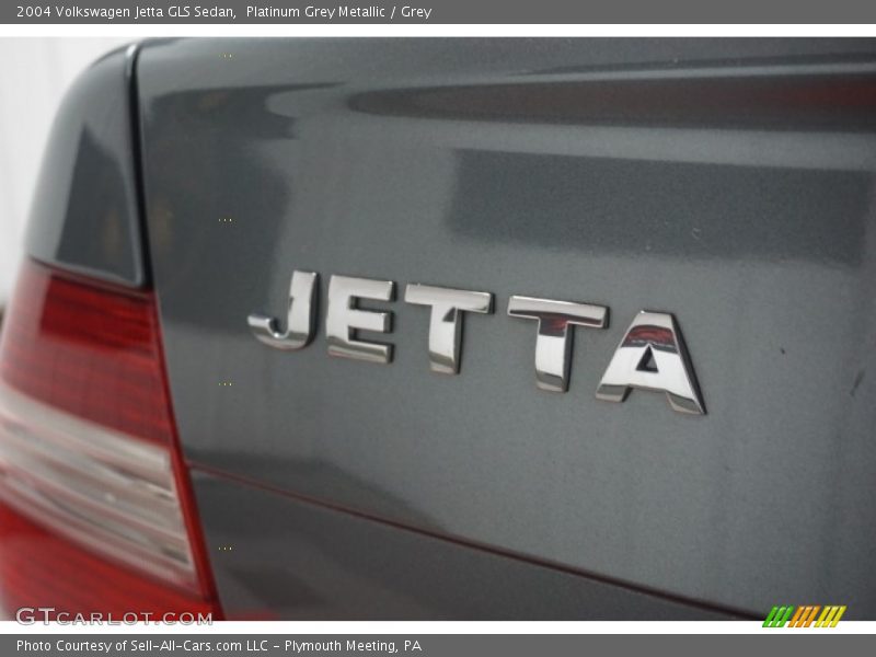 Platinum Grey Metallic / Grey 2004 Volkswagen Jetta GLS Sedan