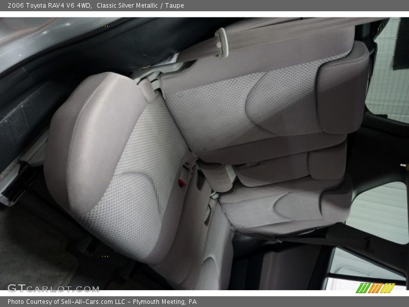 Classic Silver Metallic / Taupe 2006 Toyota RAV4 V6 4WD