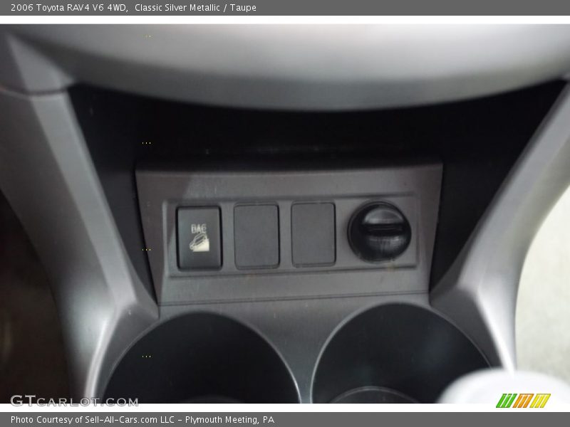 Classic Silver Metallic / Taupe 2006 Toyota RAV4 V6 4WD