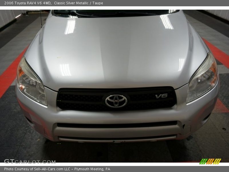 Classic Silver Metallic / Taupe 2006 Toyota RAV4 V6 4WD