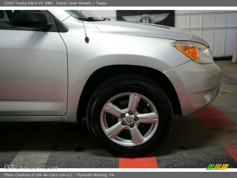 Classic Silver Metallic / Taupe 2006 Toyota RAV4 V6 4WD
