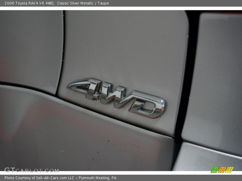 Classic Silver Metallic / Taupe 2006 Toyota RAV4 V6 4WD