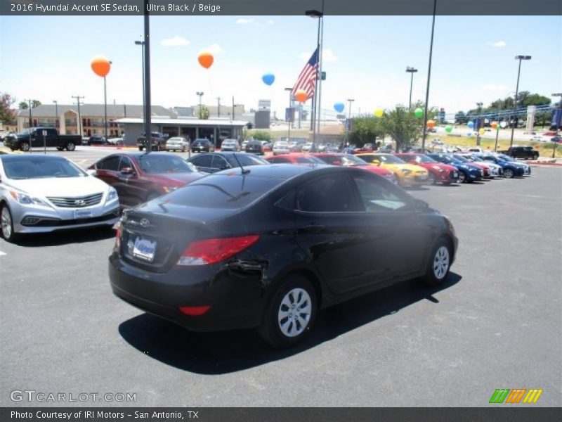 Ultra Black / Beige 2016 Hyundai Accent SE Sedan