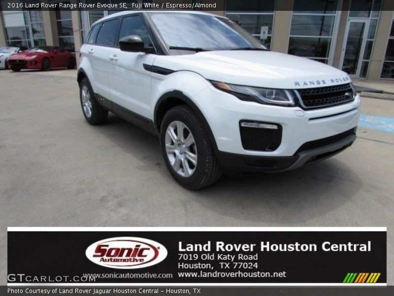 Fuji White / Espresso/Almond 2016 Land Rover Range Rover Evoque SE