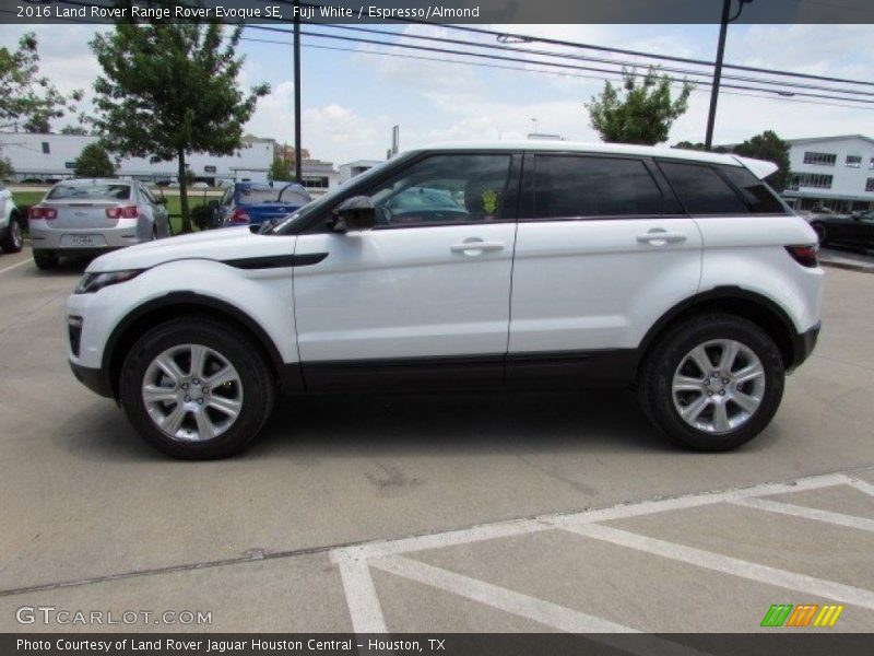 Fuji White / Espresso/Almond 2016 Land Rover Range Rover Evoque SE