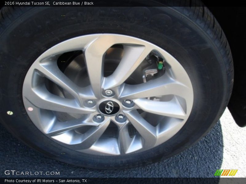 Caribbean Blue / Black 2016 Hyundai Tucson SE