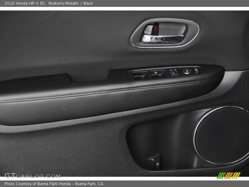 Mulberry Metallic / Black 2016 Honda HR-V EX