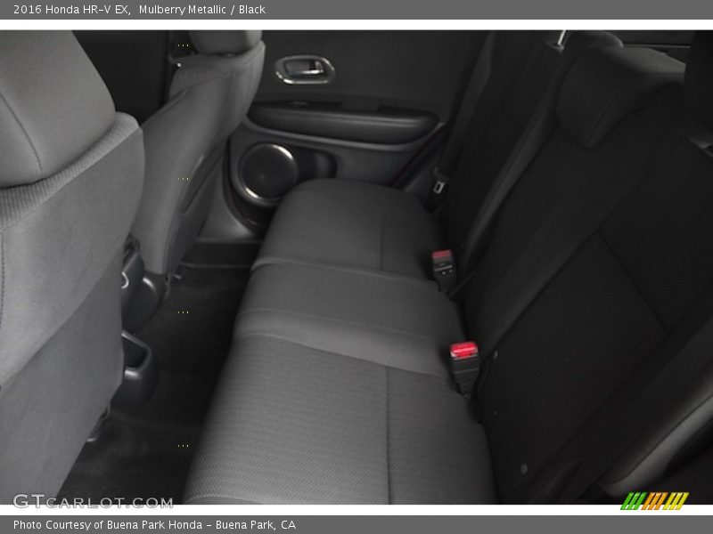 Mulberry Metallic / Black 2016 Honda HR-V EX
