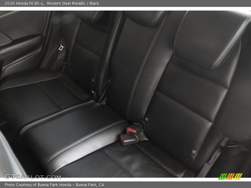 Modern Steel Metallic / Black 2016 Honda Fit EX-L