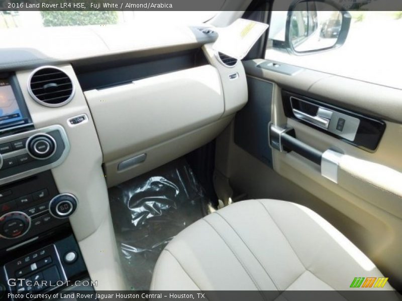 Fuji White / Almond/Arabica 2016 Land Rover LR4 HSE