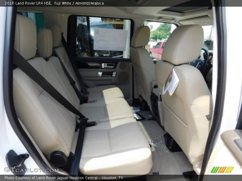 Fuji White / Almond/Arabica 2016 Land Rover LR4 HSE