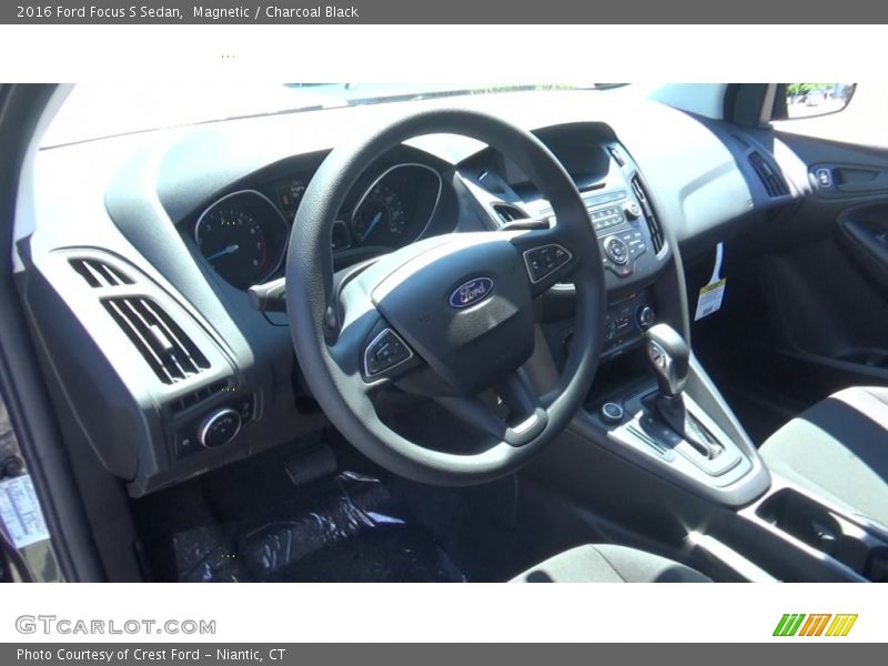 Magnetic / Charcoal Black 2016 Ford Focus S Sedan