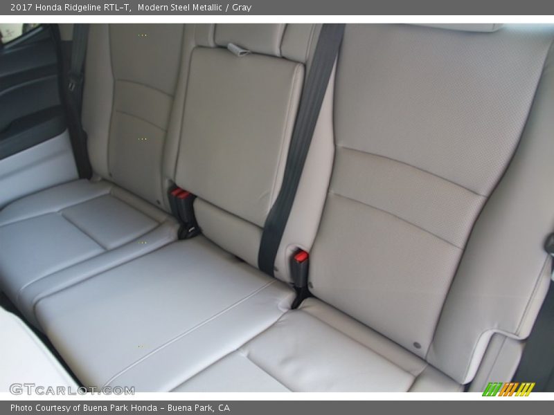 Modern Steel Metallic / Gray 2017 Honda Ridgeline RTL-T