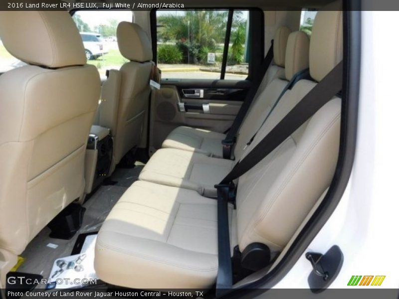 Fuji White / Almond/Arabica 2016 Land Rover LR4 HSE LUX
