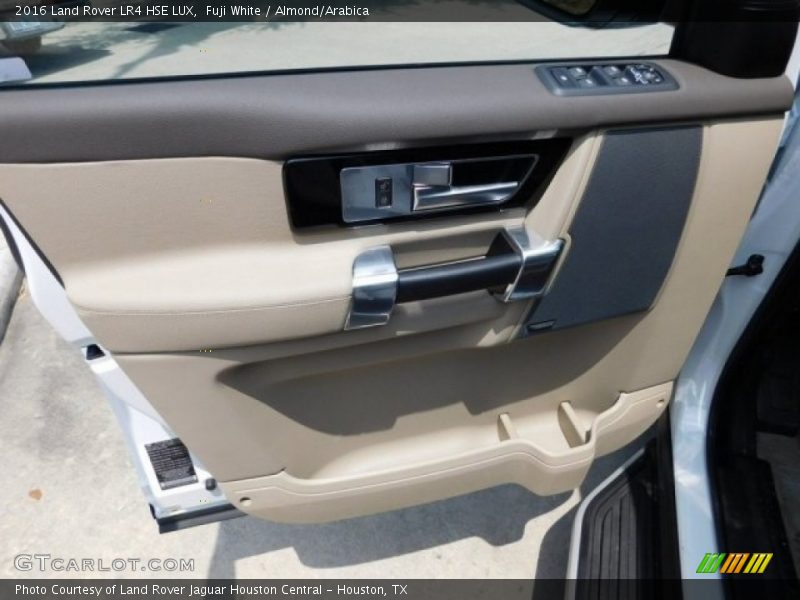 Fuji White / Almond/Arabica 2016 Land Rover LR4 HSE LUX