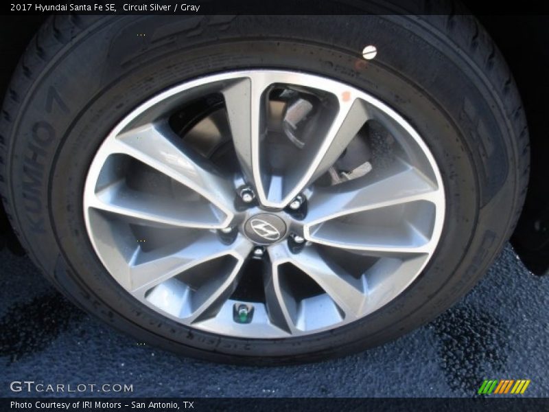 Circuit Silver / Gray 2017 Hyundai Santa Fe SE