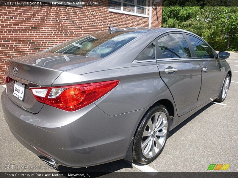 Harbor Gray Metallic / Gray 2013 Hyundai Sonata SE