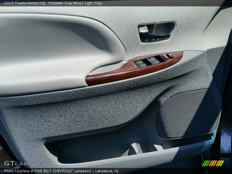 Predawn Gray Mica / Light Gray 2014 Toyota Sienna XLE