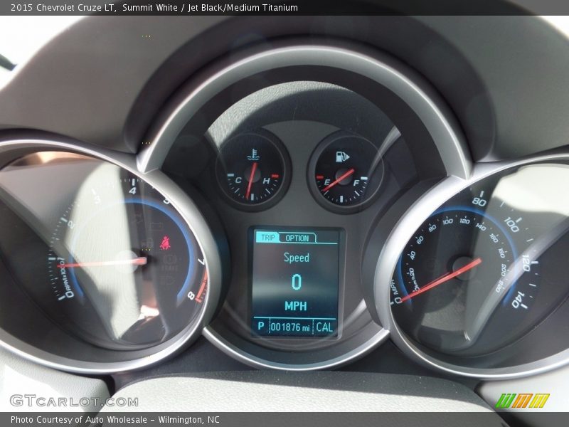 Summit White / Jet Black/Medium Titanium 2015 Chevrolet Cruze LT