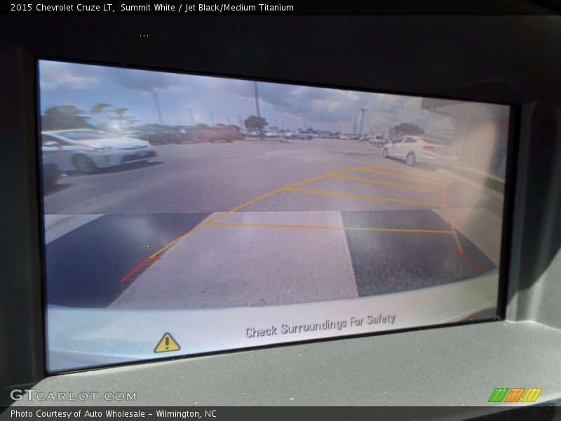 Summit White / Jet Black/Medium Titanium 2015 Chevrolet Cruze LT