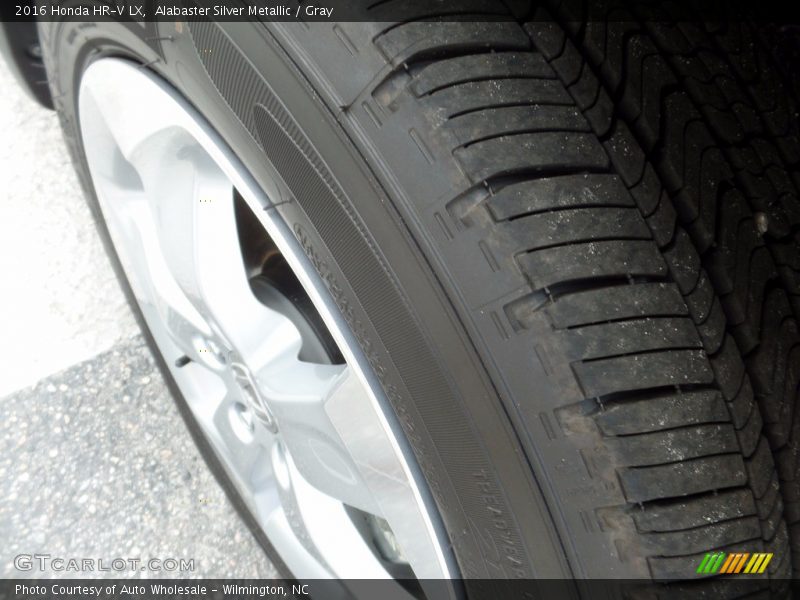 Alabaster Silver Metallic / Gray 2016 Honda HR-V LX