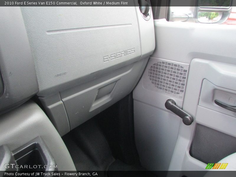Oxford White / Medium Flint 2010 Ford E Series Van E150 Commercial