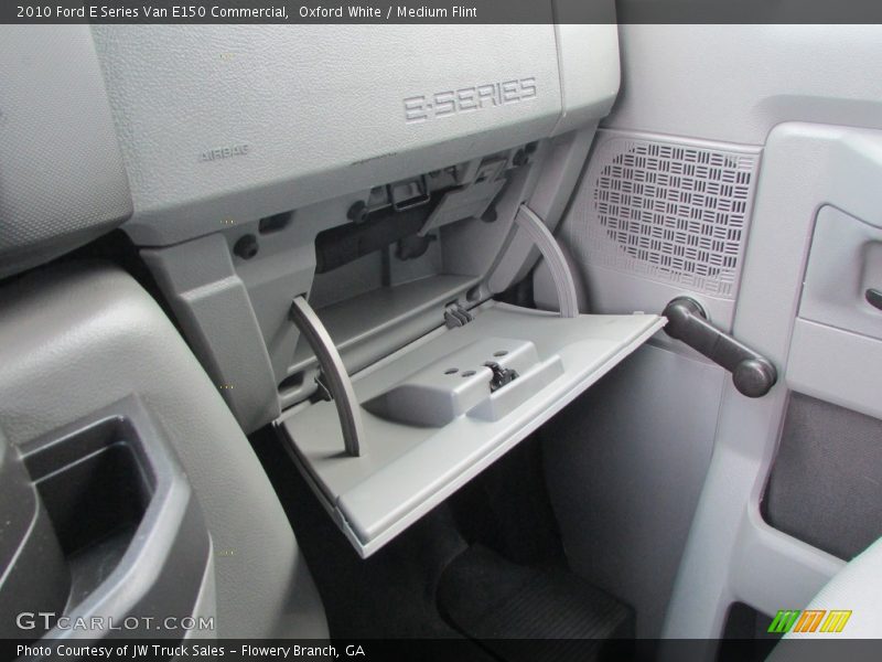 Oxford White / Medium Flint 2010 Ford E Series Van E150 Commercial