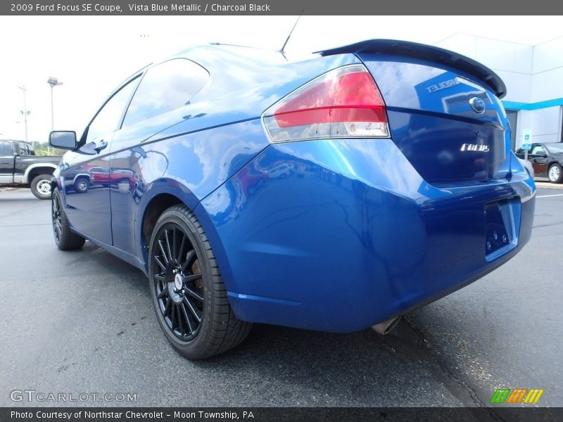 Vista Blue Metallic / Charcoal Black 2009 Ford Focus SE Coupe