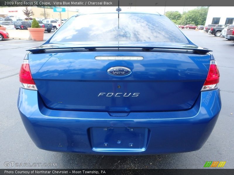 Vista Blue Metallic / Charcoal Black 2009 Ford Focus SE Coupe