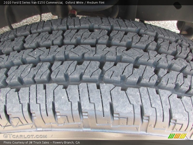 Oxford White / Medium Flint 2010 Ford E Series Van E150 Commercial