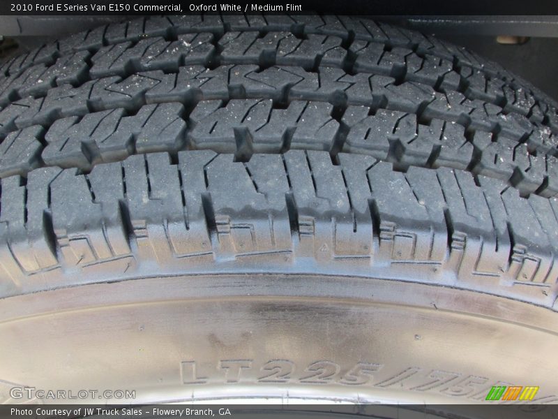 Oxford White / Medium Flint 2010 Ford E Series Van E150 Commercial